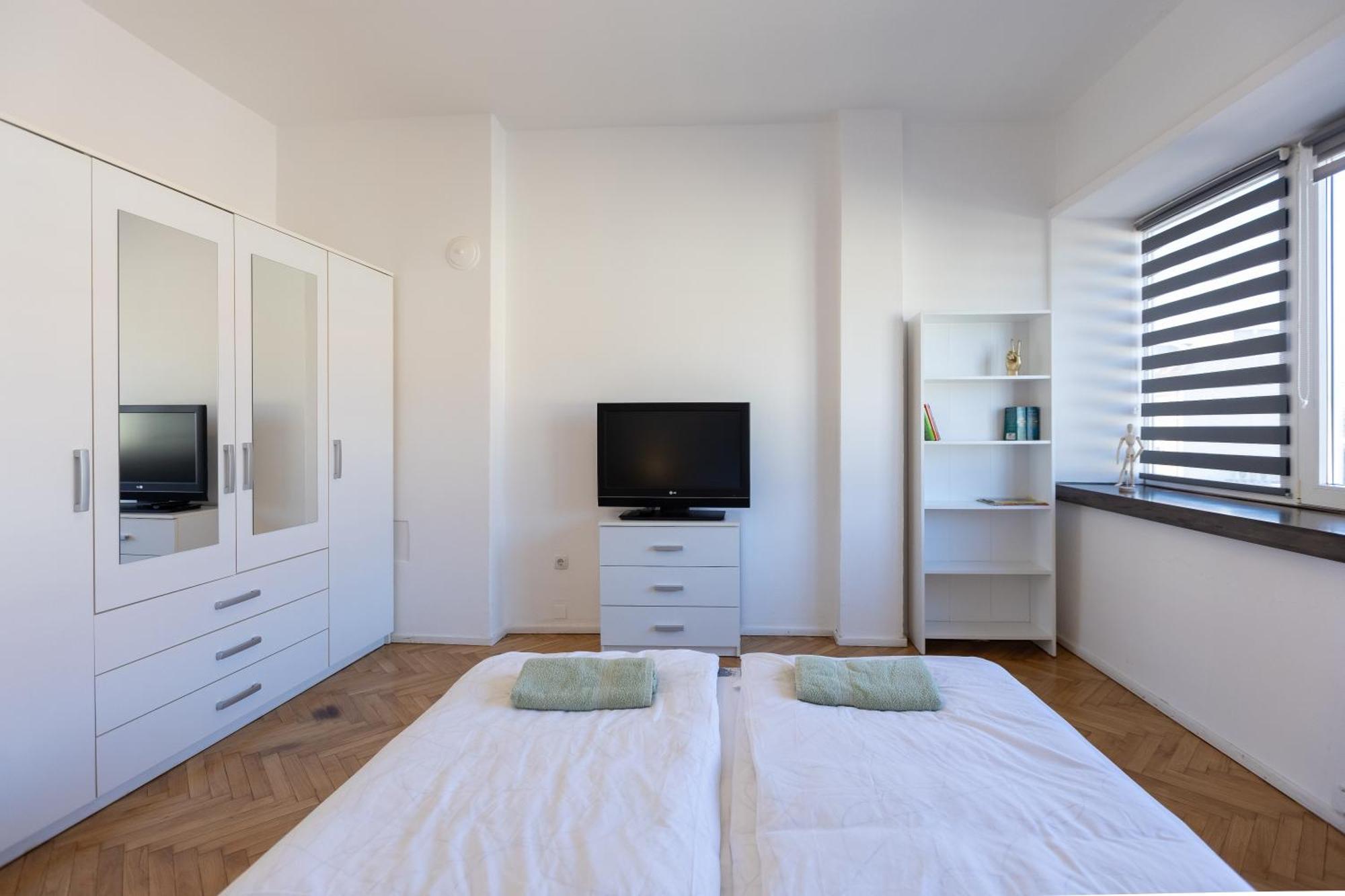 1Bdr Flat In Center Of Sofia Vitoshka Blvd Apartment Bagian luar foto