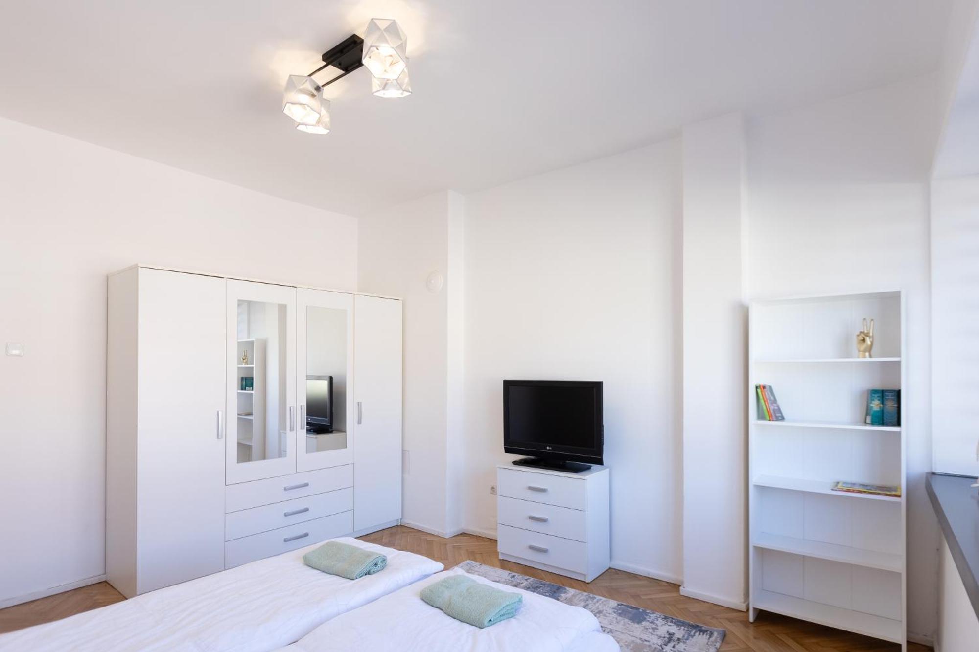 1Bdr Flat In Center Of Sofia Vitoshka Blvd Apartment Bagian luar foto