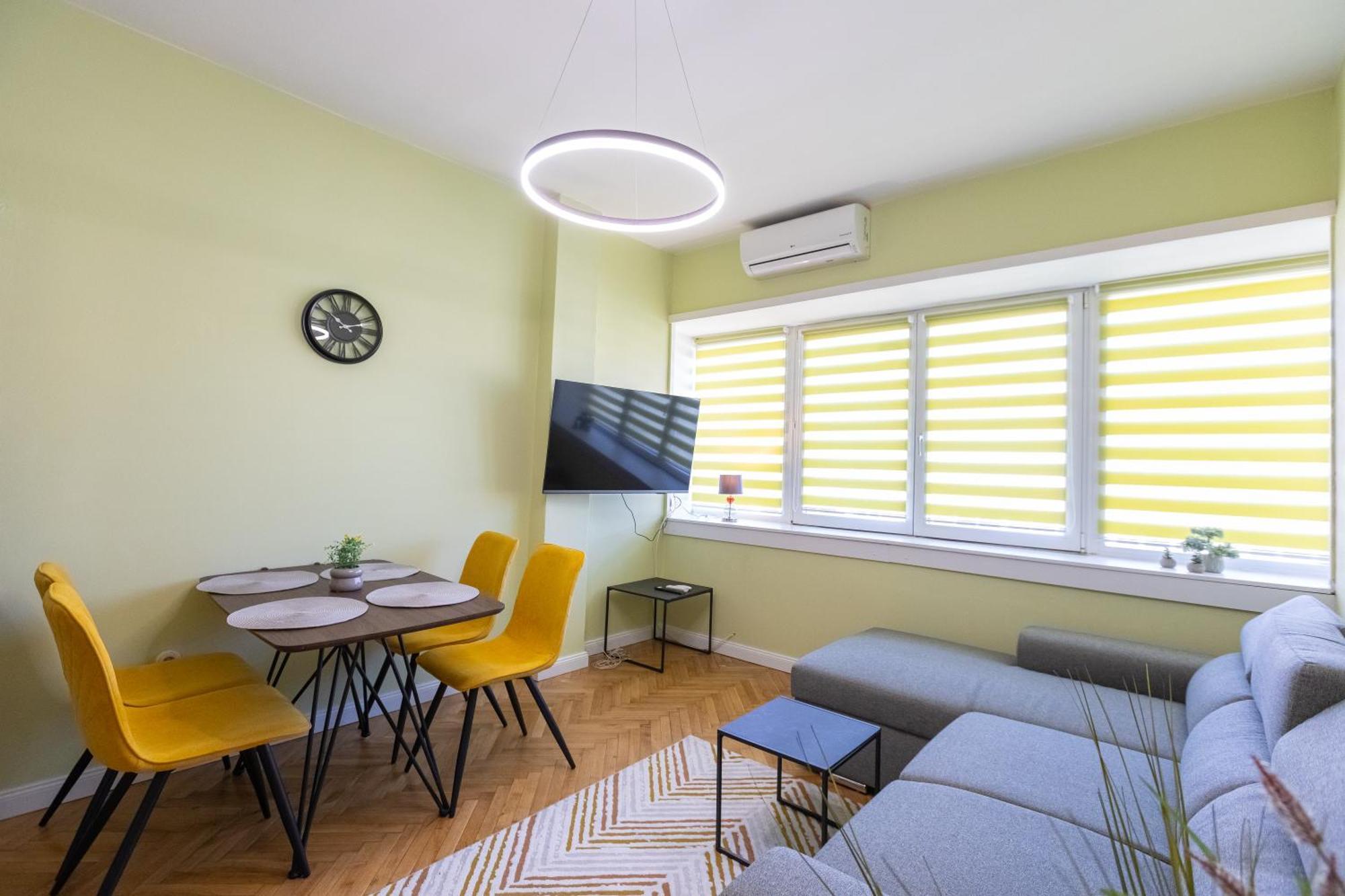 1Bdr Flat In Center Of Sofia Vitoshka Blvd Apartment Bagian luar foto